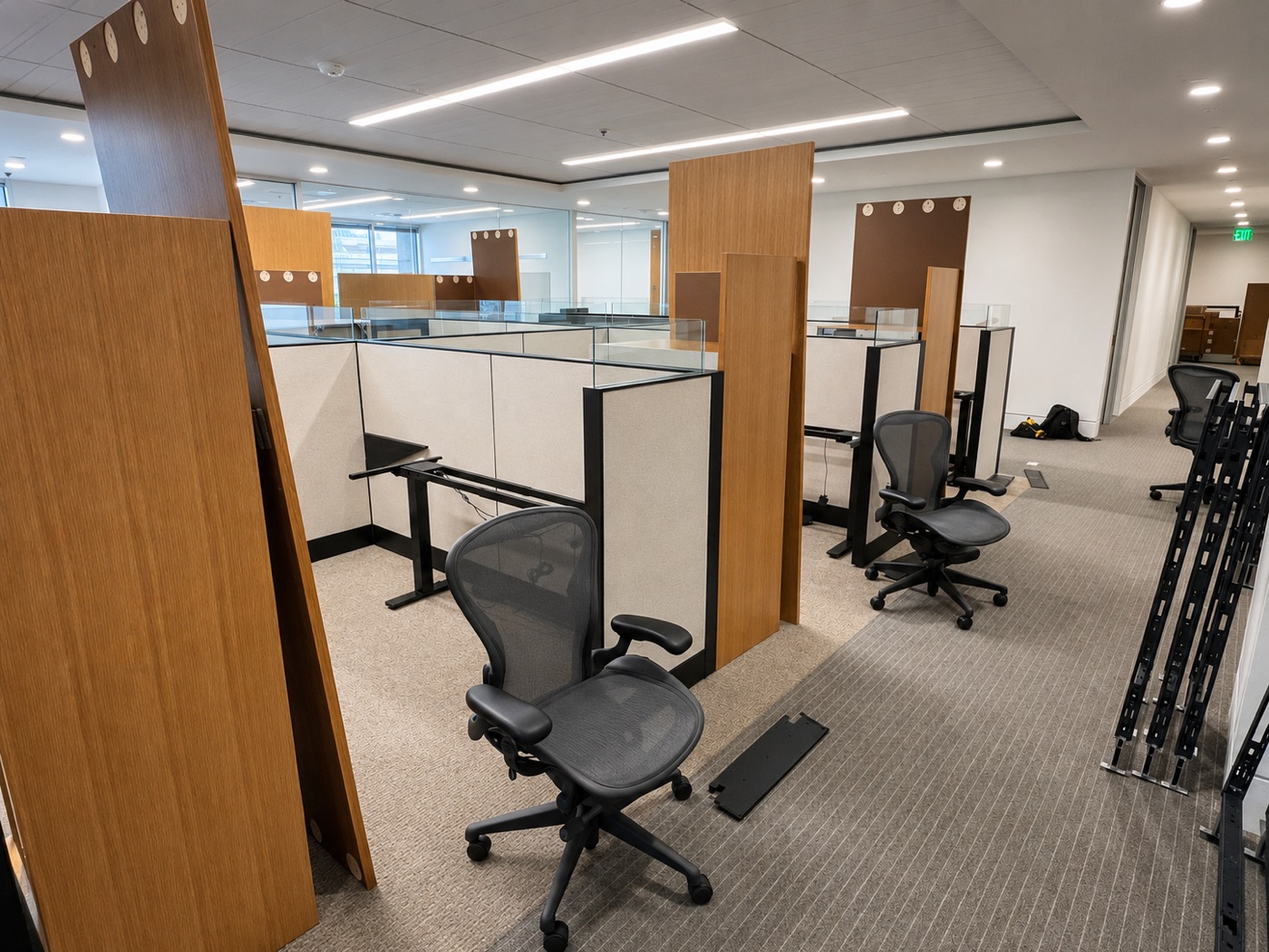 Structure for workplace transitions